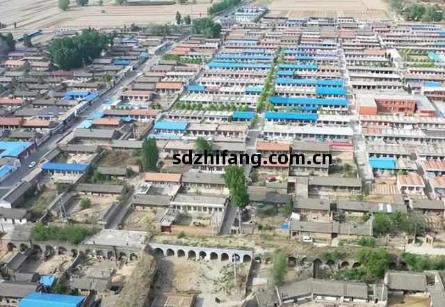 李(li)鑾宣(xuan)傳(chuan)記（九(jiu)）樂(le)善好(hao)施為(wei)鄉民(min)，仁(ren)心厚德(de)潤桑梓